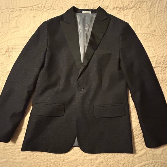 CALVIN KLEIN Boys 2-Piece Formal Tuxedo Suit Set Size 10 - Picture 2 of 15